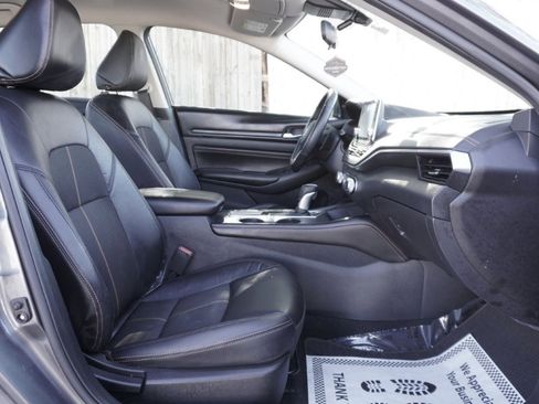 Used 2021 Nissan Altima 2.5 SR image 7