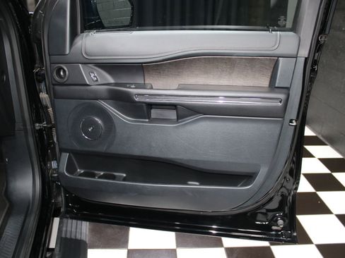 Used 2018 Ford Expedition Max Limited w/ Equipment Group 302A image 28