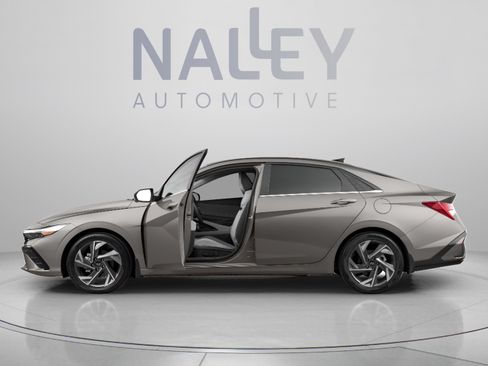 Used 2024 Hyundai Elantra Limited FWD image 6