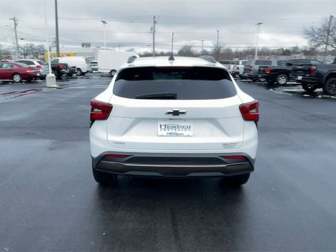 Used 2024 Chevrolet Trax ACTIV w/ Driver Confidence Package image 7