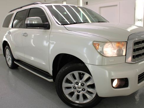 Used 2012 Toyota Sequoia Platinum AWD/4WD image 15