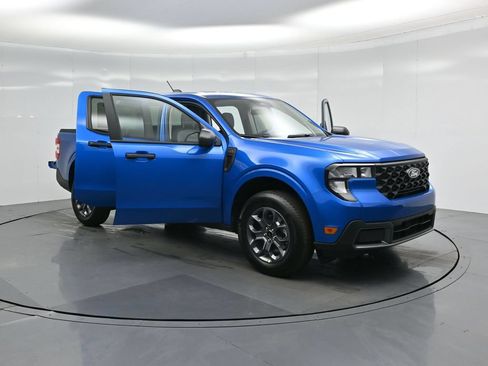 New 2026 Ford Maverick XLT FWD image 28