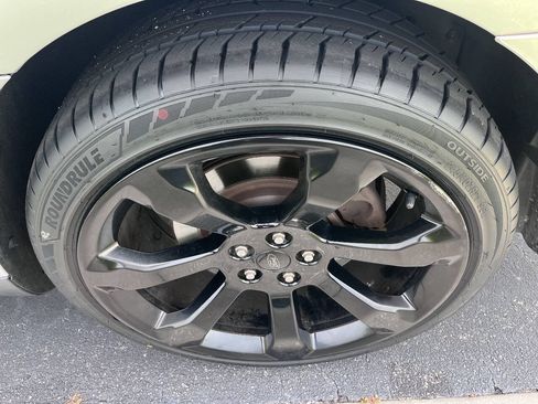 Used 2019 Ford Taurus SHO AWD/4WD image 20