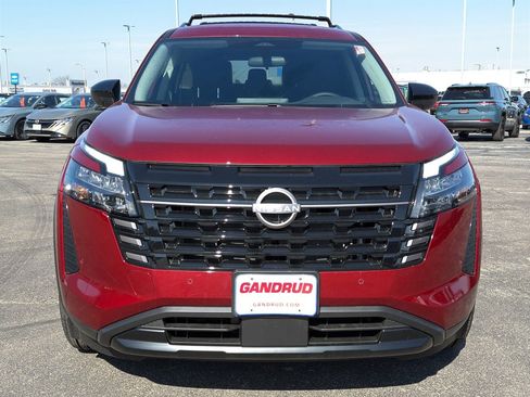 New 2026 Nissan Pathfinder SV image 3