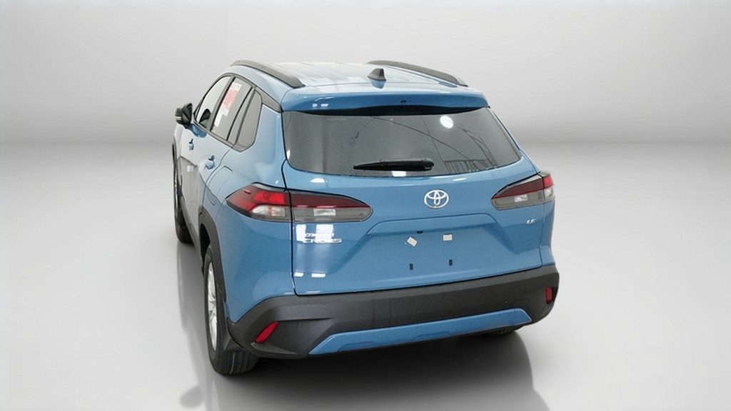 New 2026 Toyota Corolla Cross LE w/ Moonroof Package FWD image 13