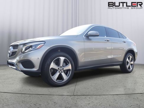 Used 2019 Mercedes-Benz GLC 300 4MATIC Coupe image 38