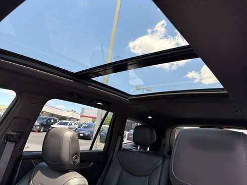 Used 2020 Cadillac XT6 Sport AWD/4WD image 21