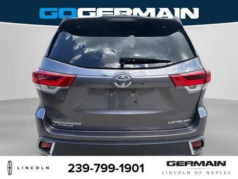 Used 2018 Toyota Highlander Limited Platinum AWD/4WD image 6