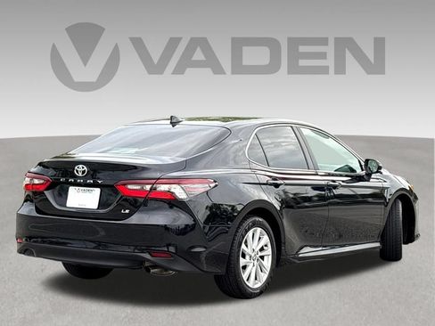 Used 2024 Toyota Camry LE FWD image 31