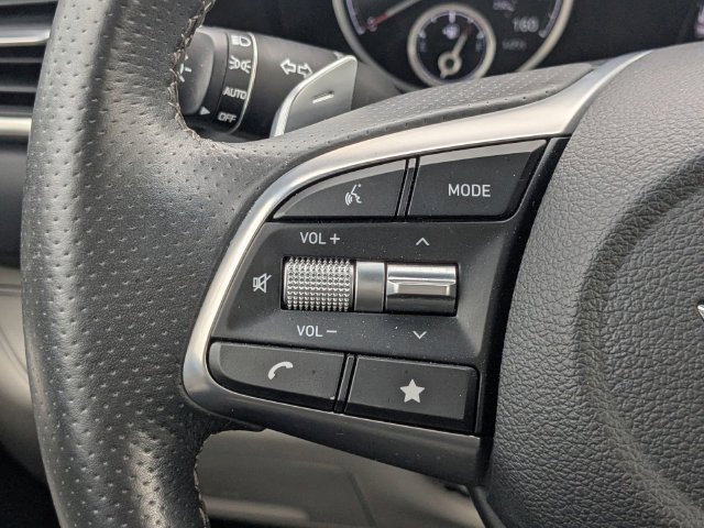Used 2022 Genesis G70 2.0T RWD image 28