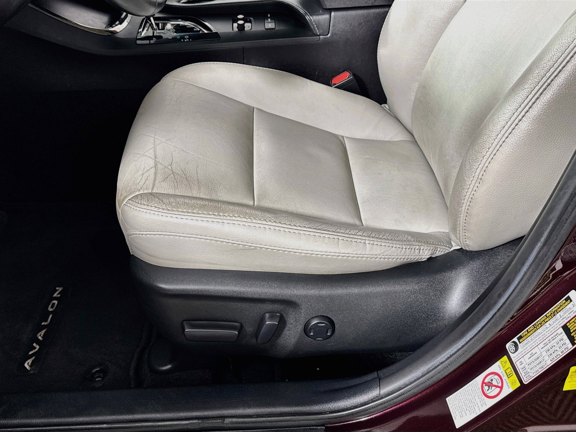 Used 2016 Toyota Avalon XLE Plus FWD image 20