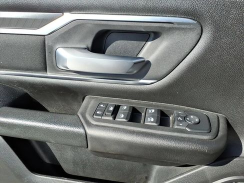 Used 2025 RAM 1500 Big Horn AWD/4WD image 11