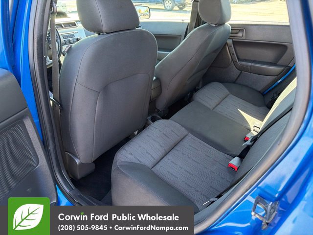 Used 2010 Ford Focus SE FWD image 26