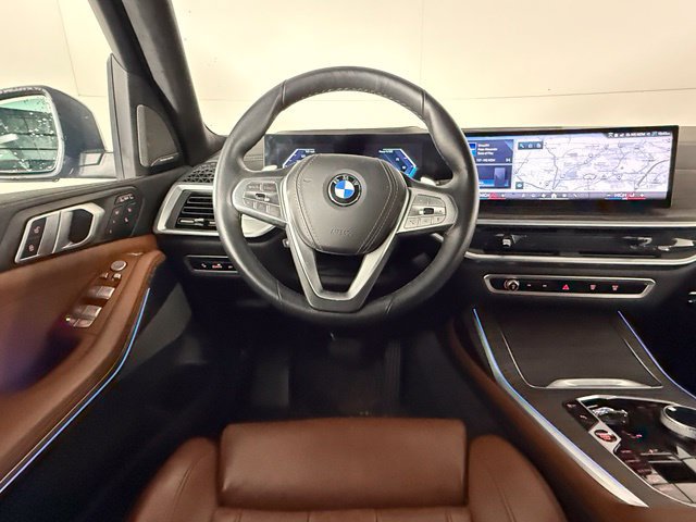 Used 2024 BMW X7 xDrive40i w/ Executive Package AWD/4WD image 16
