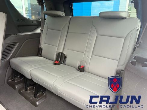 Used 2021 Chevrolet Tahoe LT w/ LT Signature Package RWD image 27