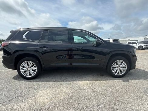Used 2025 GMC Acadia Elevation w/ Elevation Premium Package FWD image 6