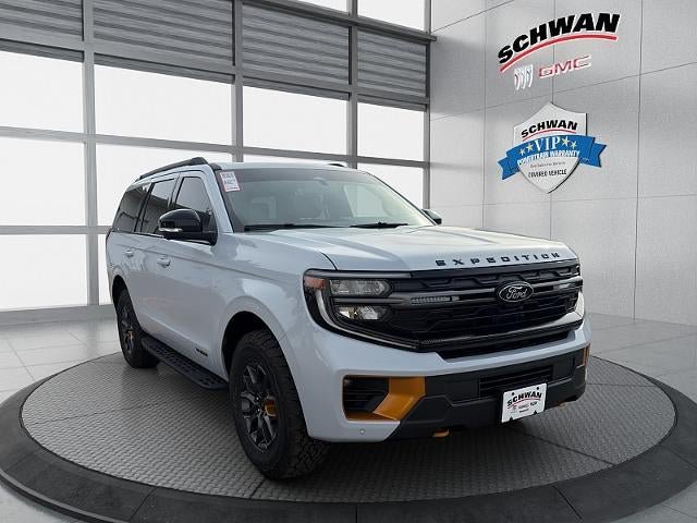 Used 2025 Ford Expedition Tremor AWD/4WD image 2
