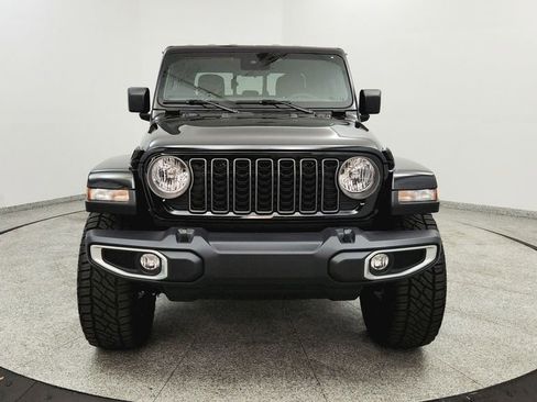 Used 2025 Jeep Gladiator Mojave AWD/4WD image 8