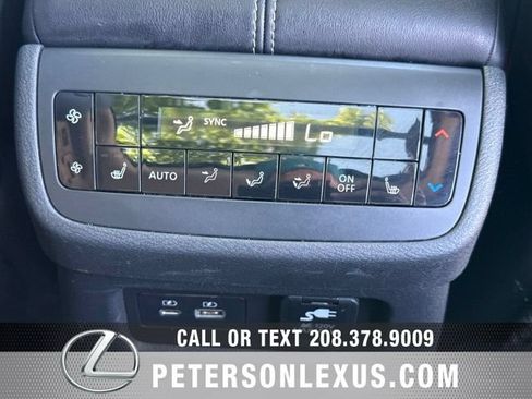 Used 2024 Nissan Pathfinder Platinum w/ Cargo Package AWD/4WD image 18
