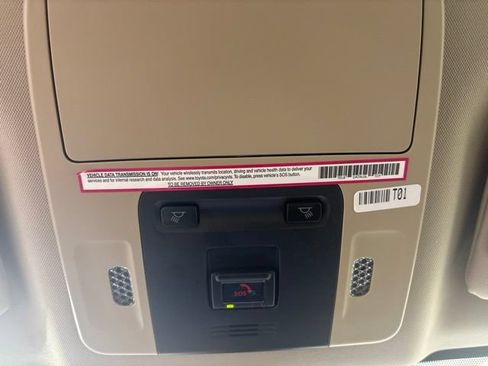 Used 2023 Toyota Camry LE FWD image 7