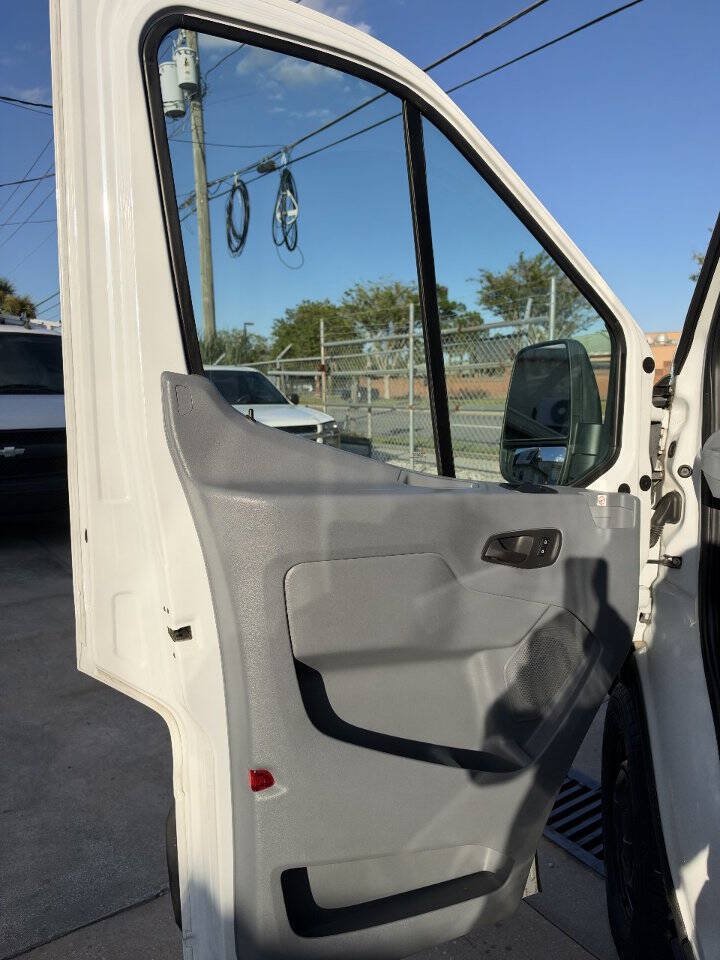 Used 2019 Ford Transit 350 148 High Roof Extended RWD image 18
