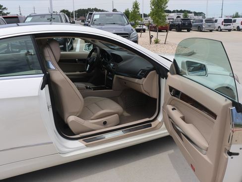 Used 2014 Mercedes-Benz E 350 Coupe image 13