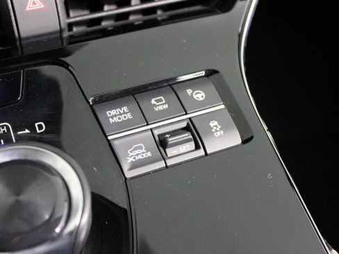 Used 2023 Subaru Solterra AWD image 18