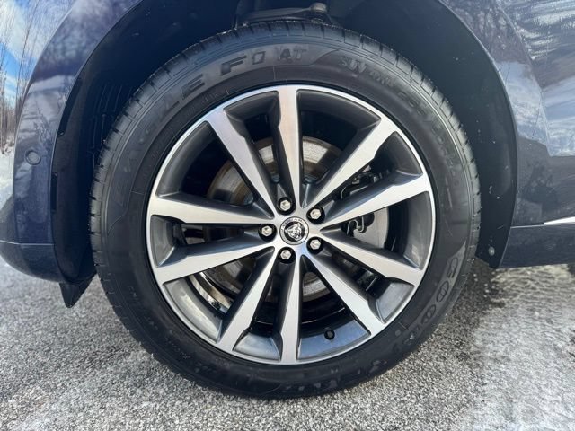 New 2026 Jaguar F-PACE R-Dynamic S AWD/4WD image 2