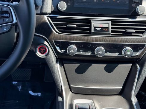Certified 2018 Honda Accord EX-L image 20