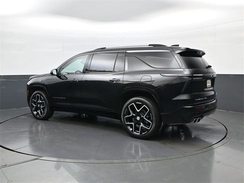 Certified 2025 Chevrolet Traverse High Country w/ LPO, Floor Liner Package image 7