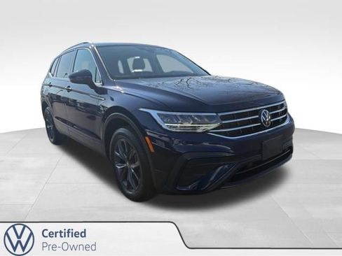 Certified 2023 Volkswagen Tiguan SE w/ Panoramic Sunroof Package image 1
