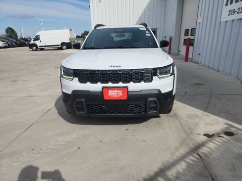 New 2026 Jeep Cherokee Laredo AWD/4WD image 19