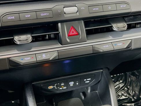 Used 2025 Kia K4 EX FWD image 31