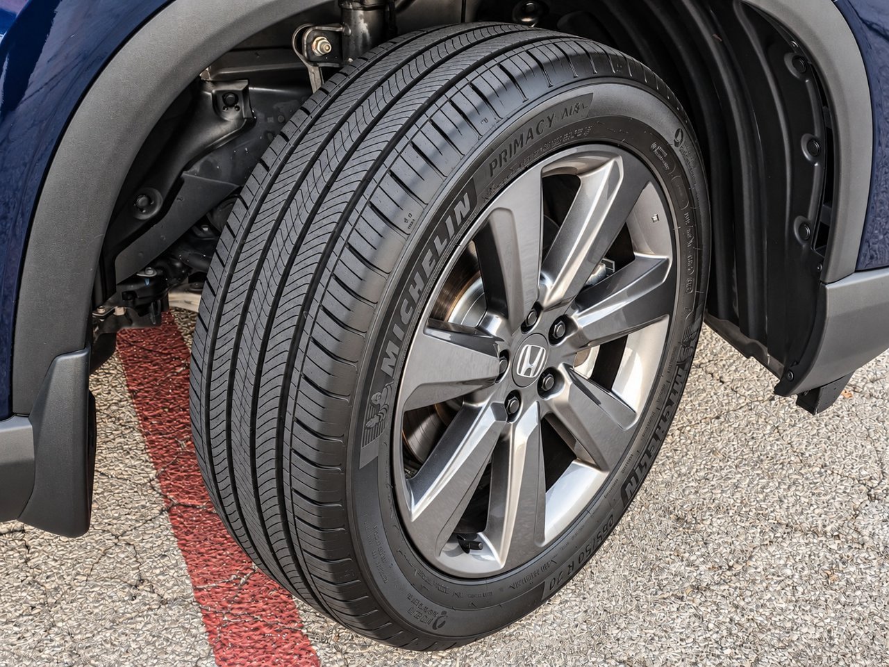 Used 2025 Honda Pilot Sport image 8