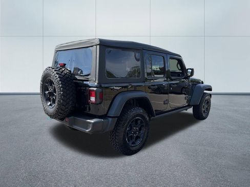 Used 2023 Jeep Wrangler Unlimited w/ 8.4" Radio Group AWD/4WD image 5