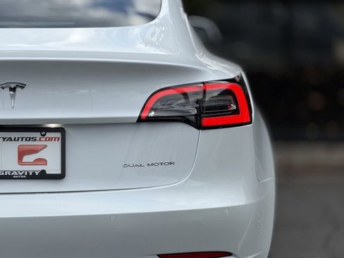 Used 2022 Tesla Model 3 Long Range image 16