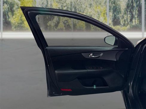 Used 2024 Kia Forte LXS FWD image 20