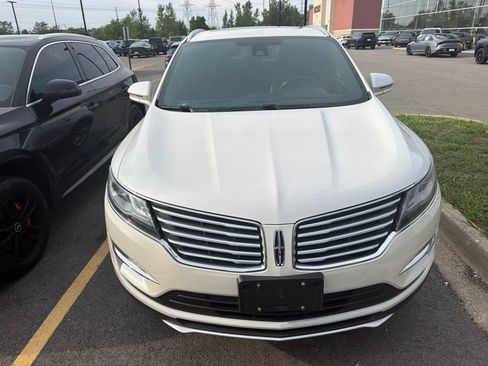 Used 2018 Lincoln MKC Reserve w/ Lincoln MKC Climate Package AWD/4WD image 2