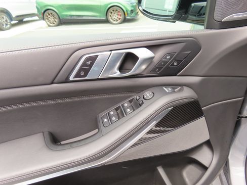 Used 2026 BMW X5 M60i AWD/4WD image 14