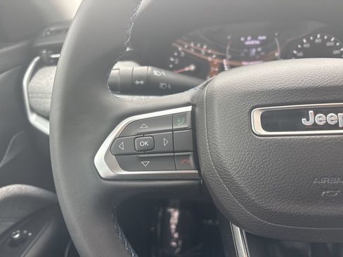 Used 2022 Jeep Compass Latitude AWD/4WD image 19