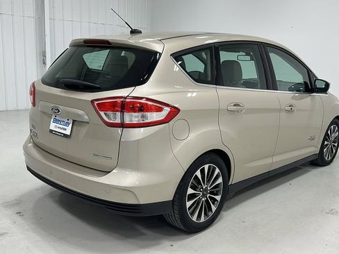 Used 2017 Ford C-MAX Energi Titanium w/ Equipment Group 501A image 6