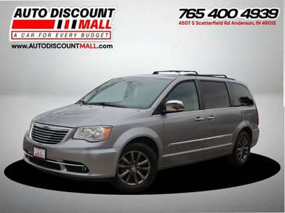 Used 2016 Chrysler Town & Country Touring-L w/ Driver Convenience Group