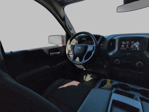 New 2025 Chevrolet Silverado 1500 Custom image 12