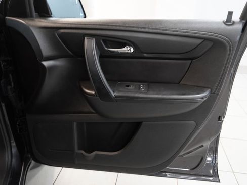 Used 2014 Chevrolet Traverse LT FWD image 34
