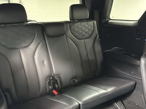 Used 2020 Hyundai Palisade Limited image 17
