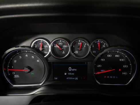 Used 2022 Chevrolet Silverado 1500 LT Trail Boss w/ LPO, Dark Essentials Package AWD/4WD image 12