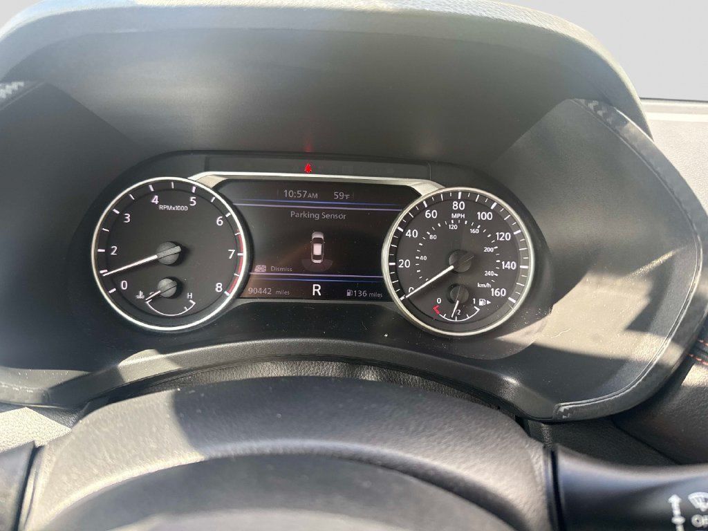 Used 2020 Nissan Sentra SR w/ Premium Package FWD image 33