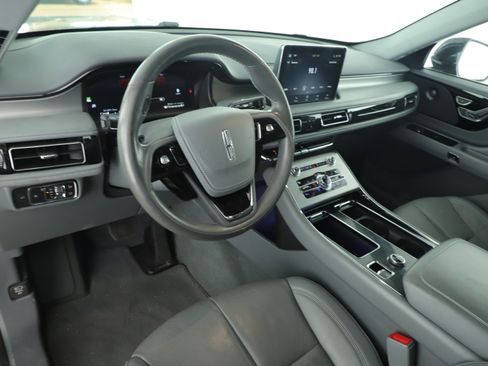 Used 2020 Lincoln Aviator Reserve w/ Elements Package Plus image 8