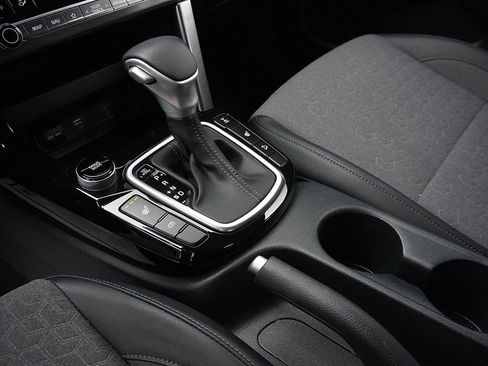 Used 2024 Kia Seltos S image 49