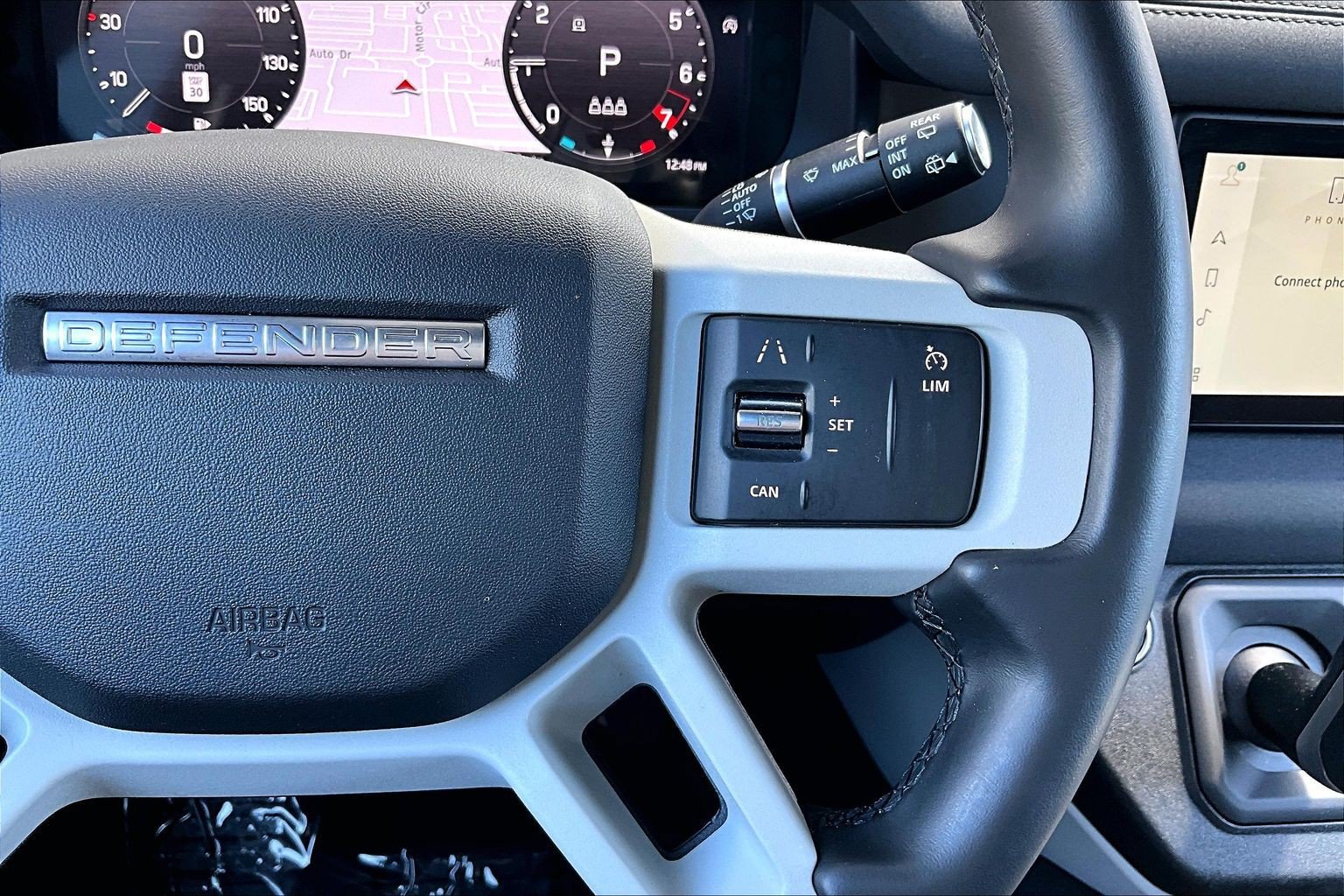 Used 2023 Land Rover Defender 110 X-Dynamic SE AWD/4WD image 19